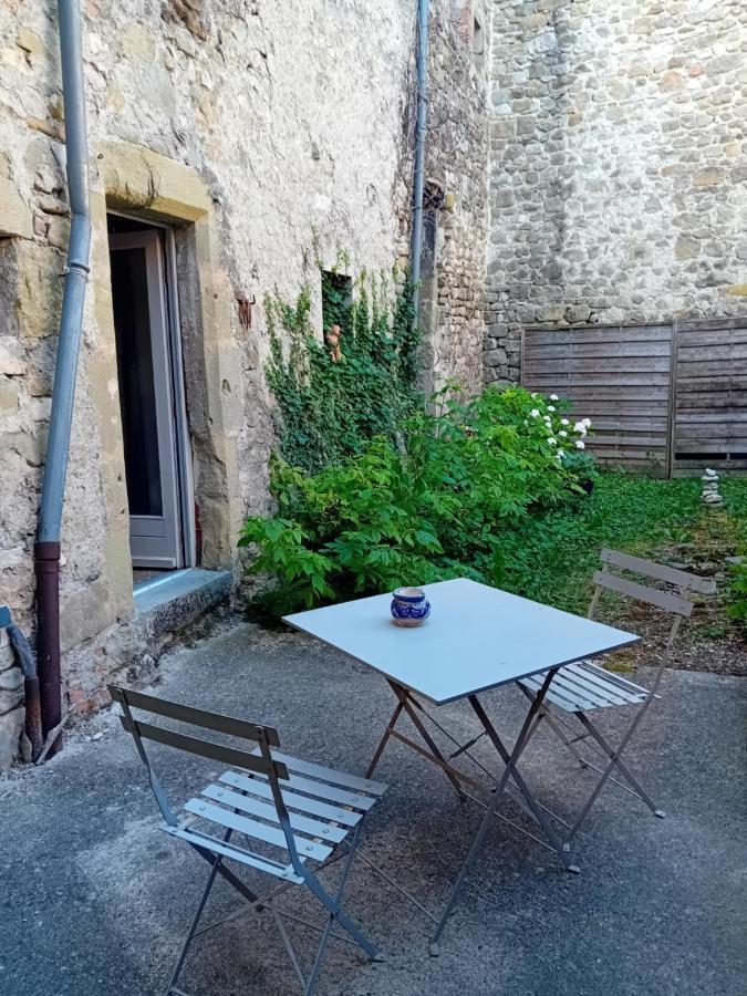 Maison De Village Bourdeaux Exterior photo